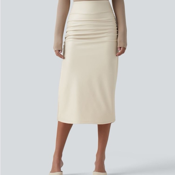 HALARA Dresses & Skirts - Halara High Waist Tummy Control Ruched Curved Hem Midi Skirt Medium NWOT
